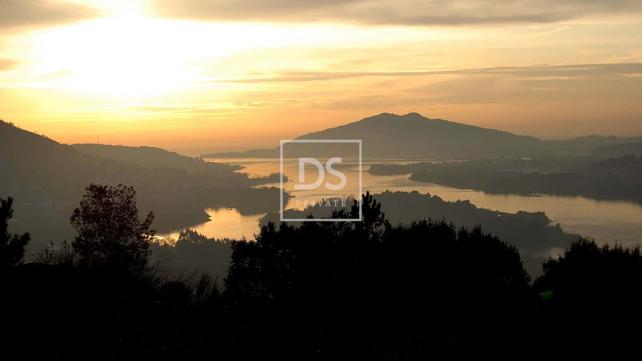 Terreno para Venda em Vila Nova de Cerveira e Lovelhe Foto 26