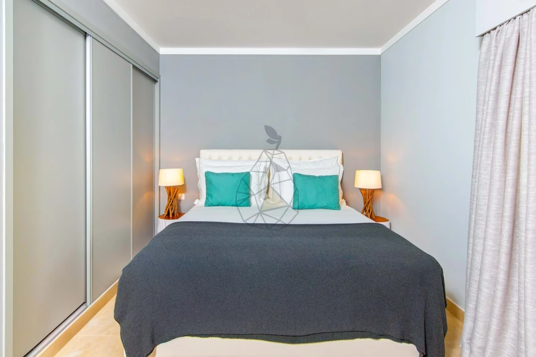 Apartamento T1 para Venda em Portimão Foto 33