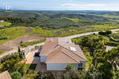 Moradia T4 para Venda em Vila do Bispo e Raposeira