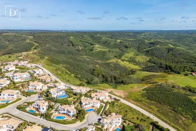 Moradia T4 para Venda em Vila do Bispo e Raposeira