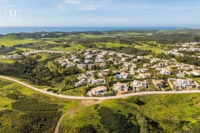 Moradia T4 para Venda em Vila do Bispo e Raposeira
