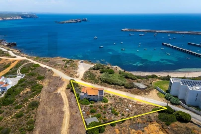 Moradia T9 para Venda em Vila de Sagres