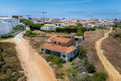 Moradia T9 para Venda em Vila de Sagres