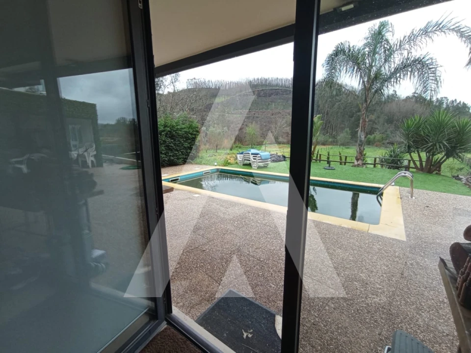 Moradia T4 para Venda em Macinhata do Vouga Foto 18