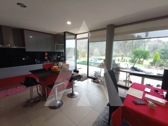 Moradia T4 para Venda em Macinhata do Vouga Foto 6