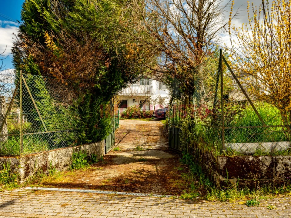 Moradia T4 para Venda em Castanheira Foto 5