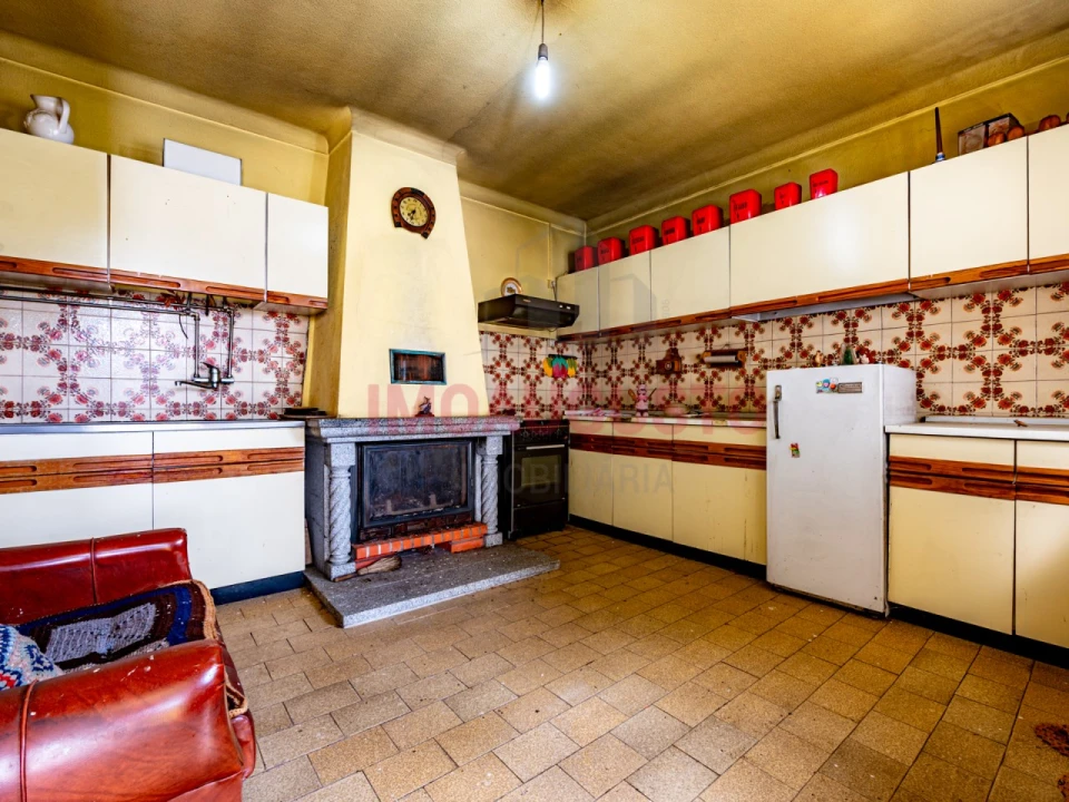 Moradia T4 para Venda em Castanheira Foto 12