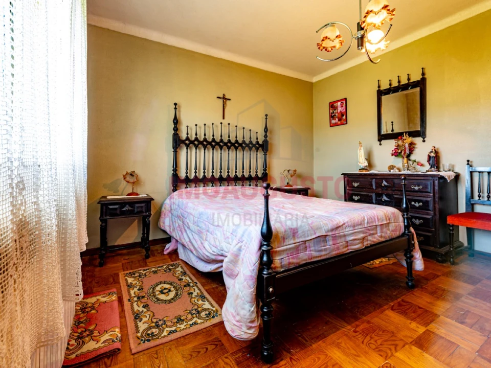 Moradia T4 para Venda em Castanheira Foto 15