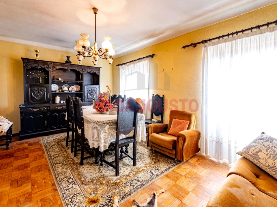 Moradia T4 para Venda em Castanheira Foto 18