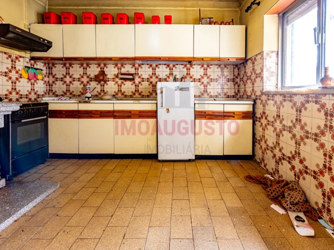 Moradia T4 para Venda em Castanheira Foto 13