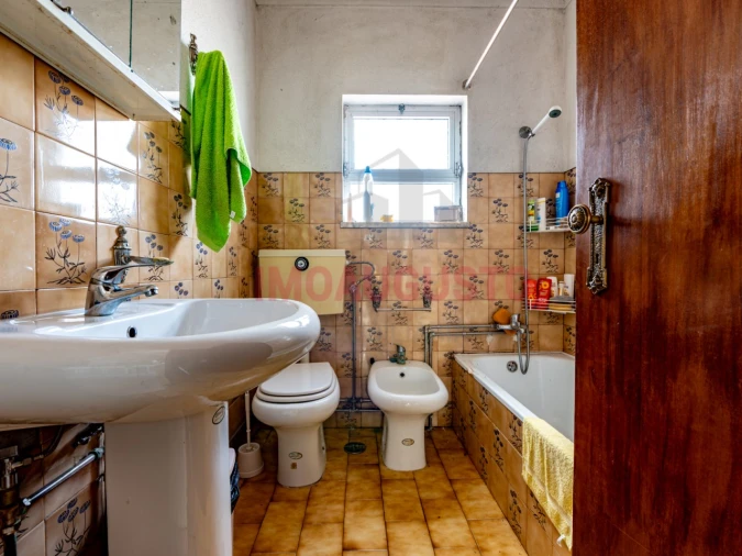 Moradia T4 para Venda em Castanheira Foto 19