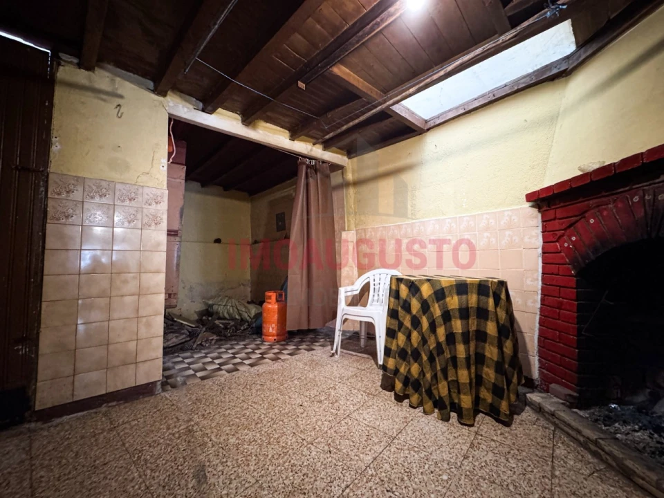 Moradia T3 para Venda em Vermiosa Foto 13