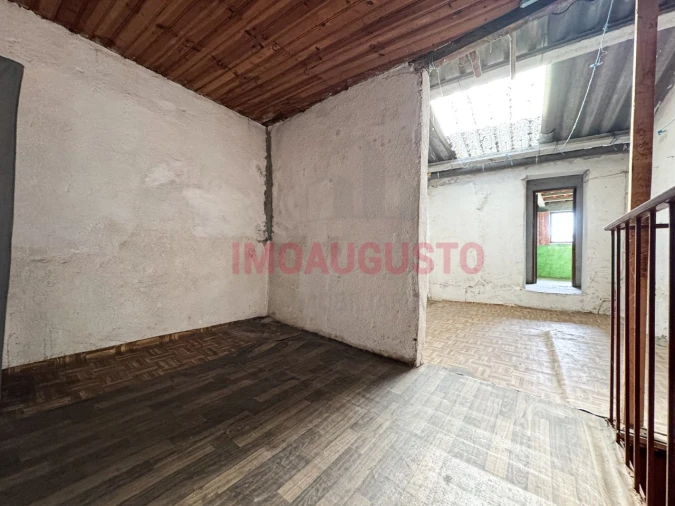 Moradia T3 para Venda em Vermiosa Foto 15