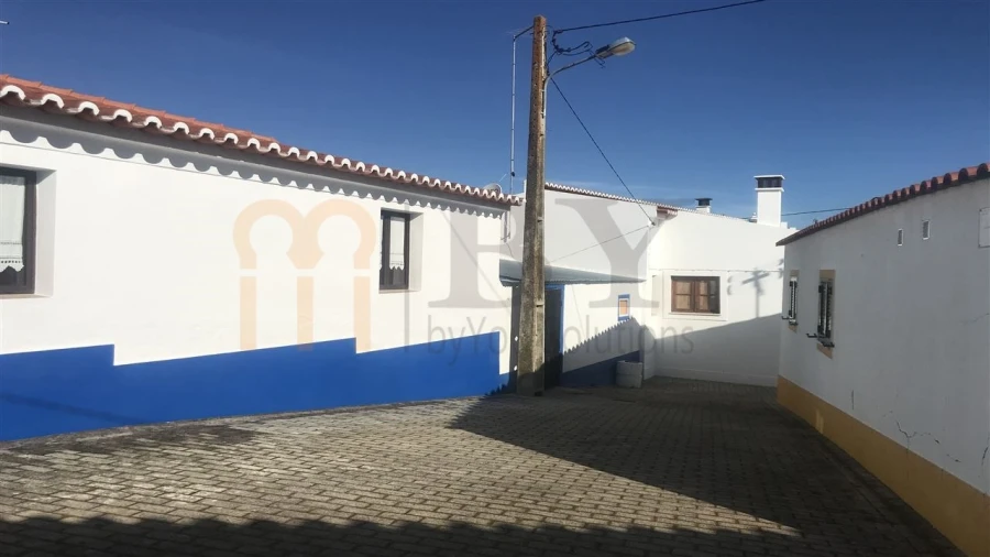 Armazém para Venda em Mertola