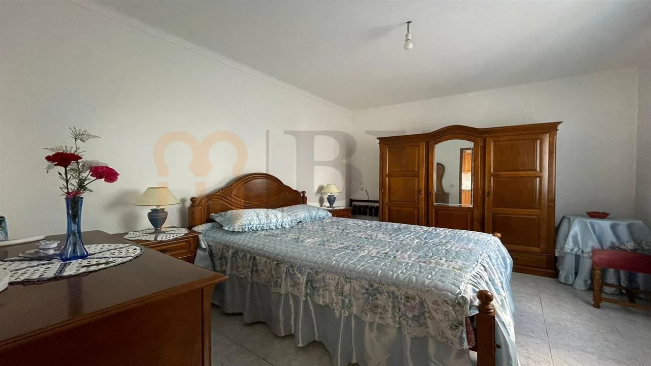 Moradia T1 para Venda em Santana de Cambas Foto 5