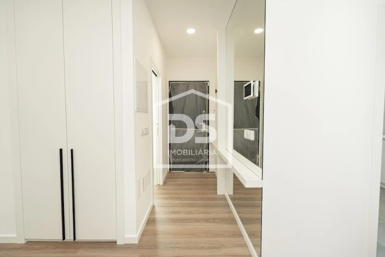 Moradia T2 para Venda em Golpilheira Foto 20