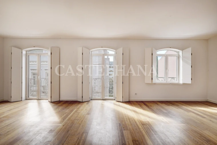 Apartamento T4 para Venda em Estrela Foto 2