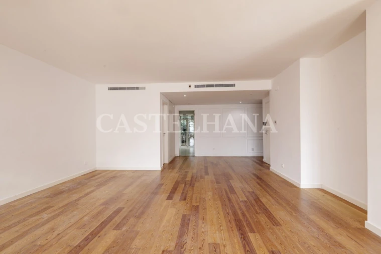 Apartamento T4 para Venda em Estrela Foto 6