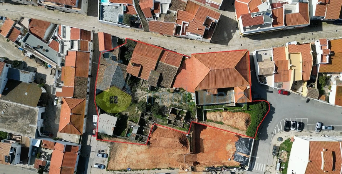 Moradia T24 para Venda em Alcantarilha e Pêra Foto 8