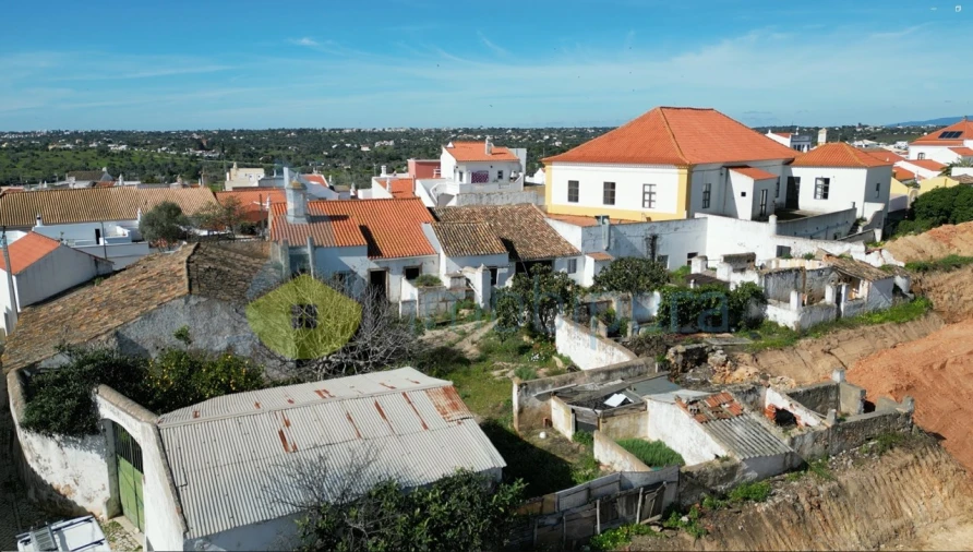 Moradia T24 para Venda em Alcantarilha e Pêra Foto 4
