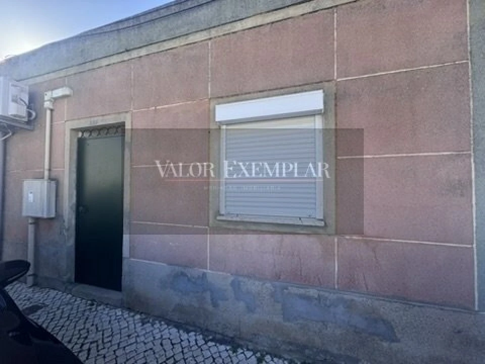 Moradia T5 para Venda em Baixa da Banheira e Vale da Amoreira Foto 4