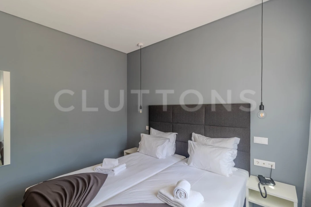 Apartamento para Venda em Estômbar e Parchal Foto 8