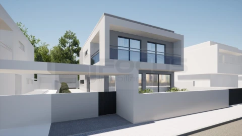 Moradia T4 para Venda em Esgueira