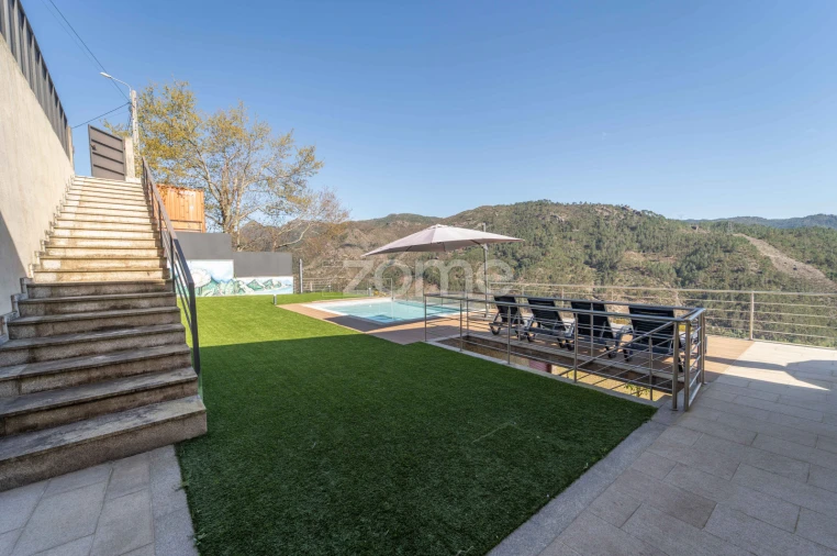 Moradia T3 para Venda em Rio Caldo Foto 7