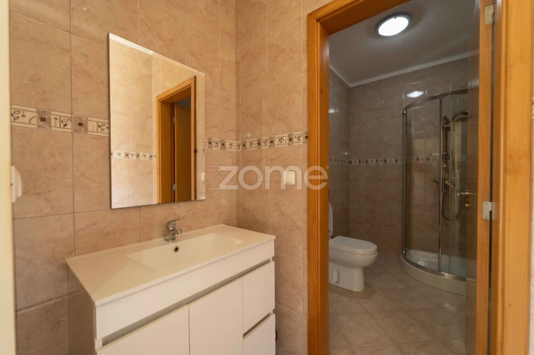 Moradia T3 para Venda em Rio Caldo Foto 20