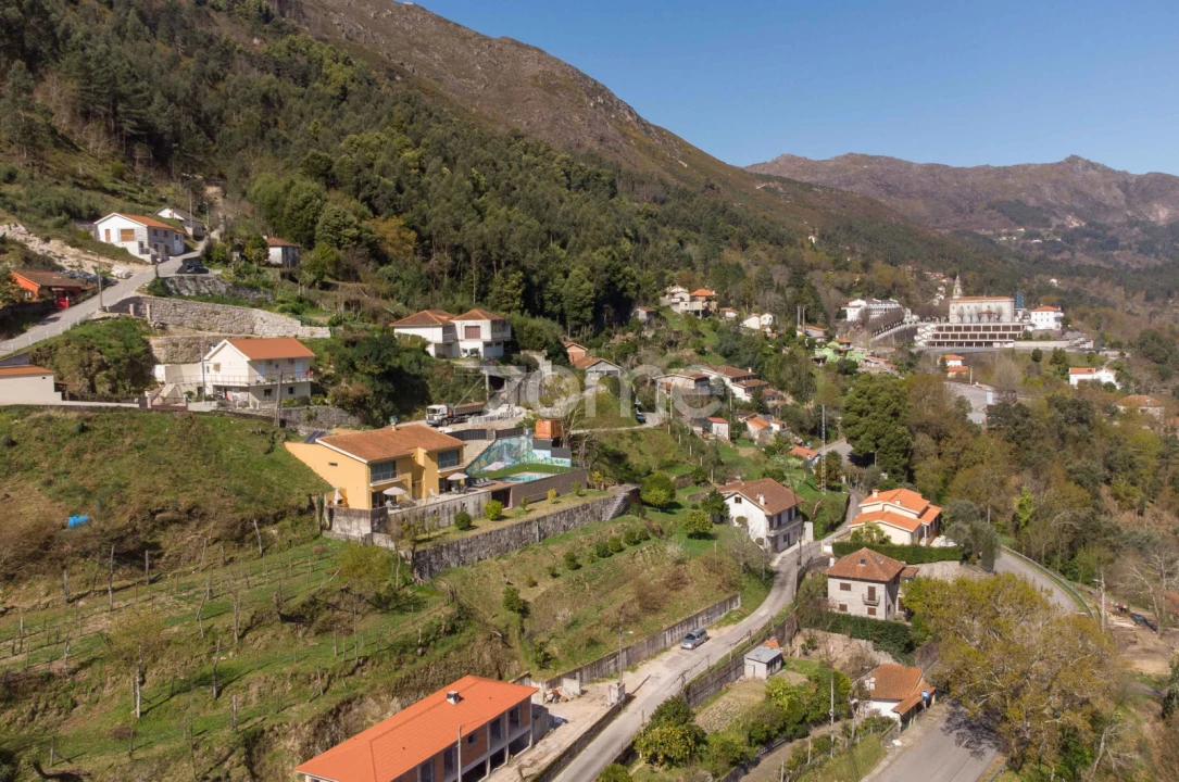 Moradia T3 para Venda em Rio Caldo Foto 39