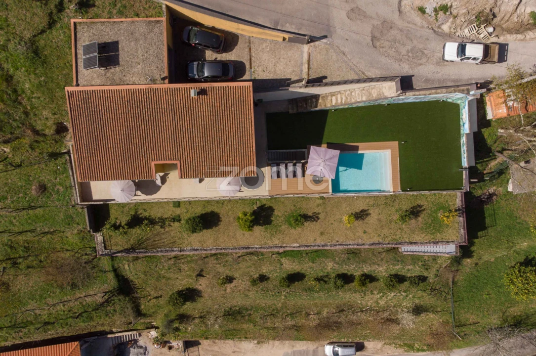 Moradia T3 para Venda em Rio Caldo Foto 4