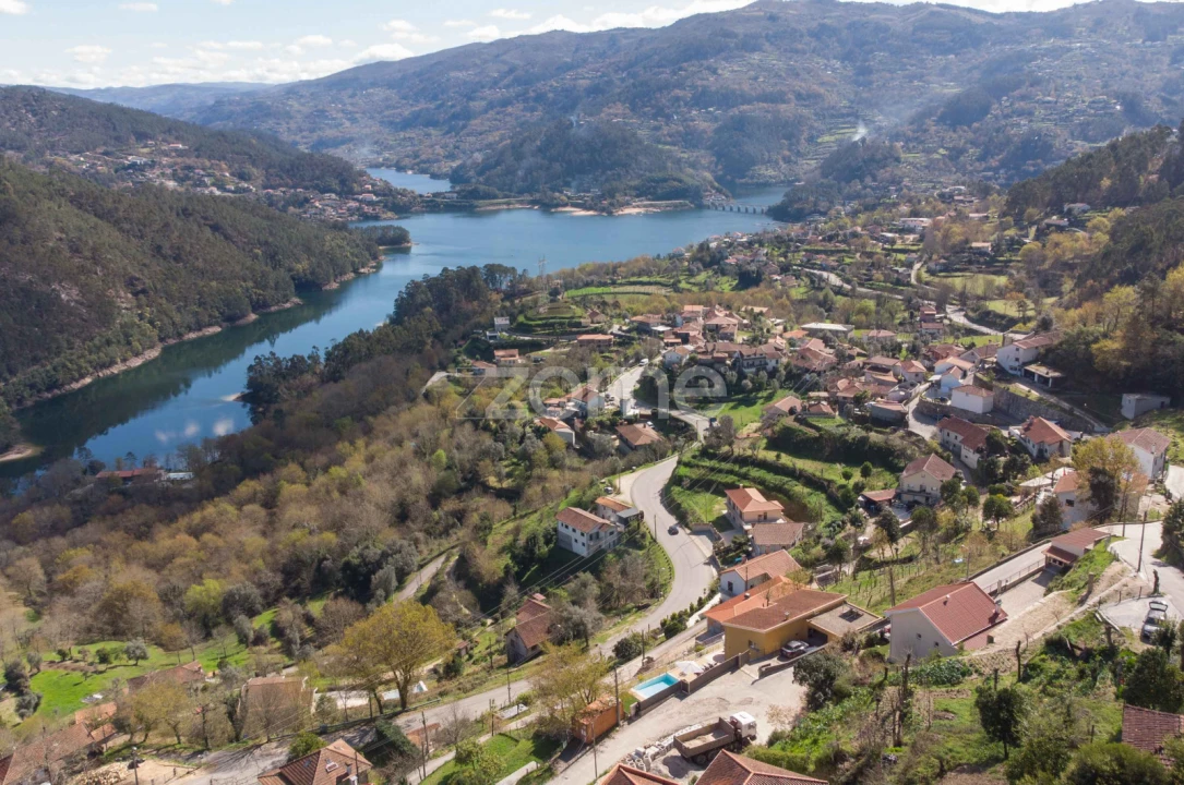 Moradia T3 para Venda em Rio Caldo Foto 5