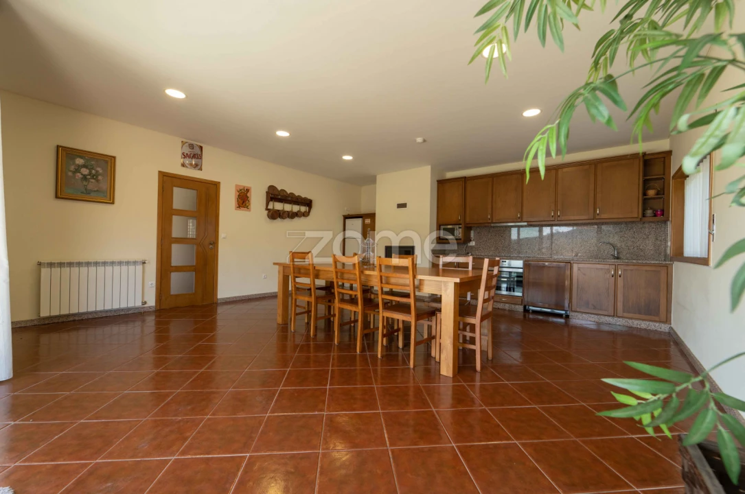 Moradia T3 para Venda em Rio Caldo Foto 19