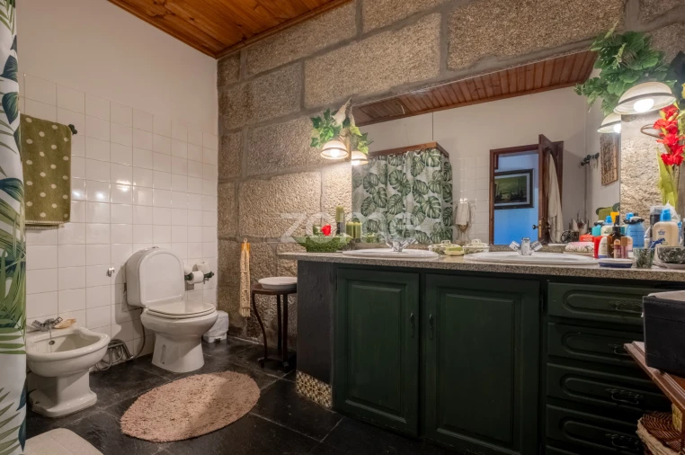 Quinta T9 para Venda em Santa Marinha do Zezere Foto 38