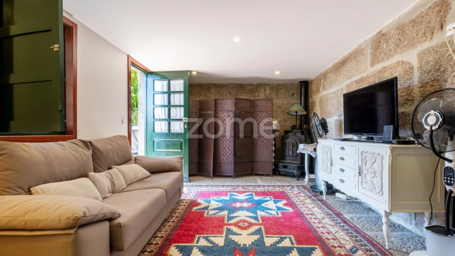 Quinta T9 para Venda em Santa Marinha do Zezere