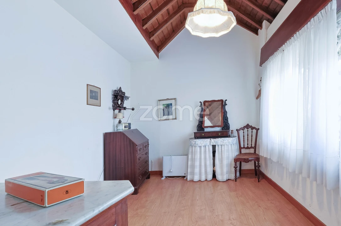 Moradia T8 para Venda em Mafamude e Vilar do Paraíso Foto 11