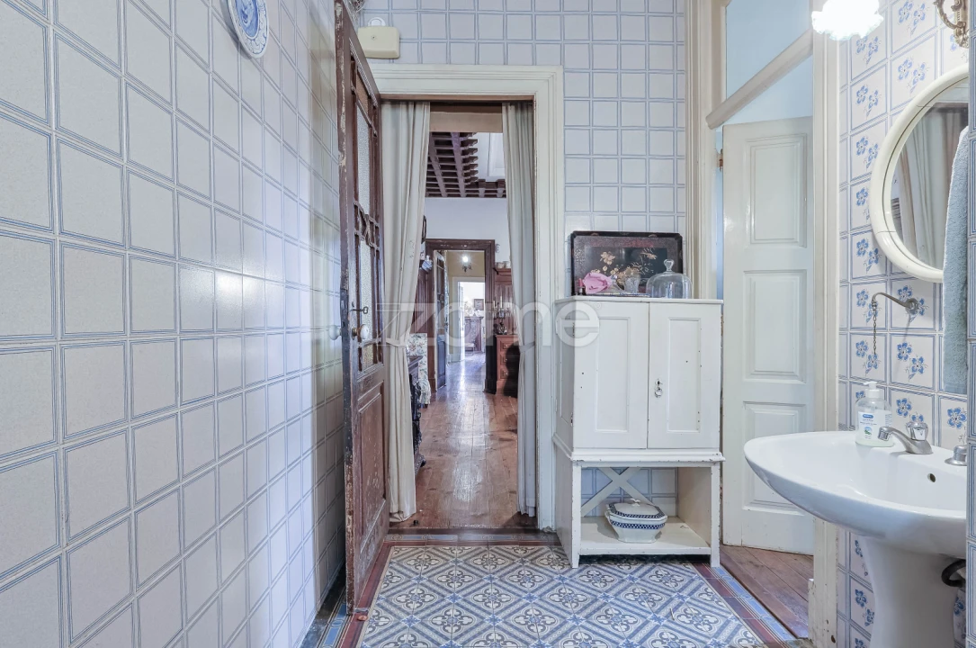 Moradia T8 para Venda em Mafamude e Vilar do Paraíso Foto 15