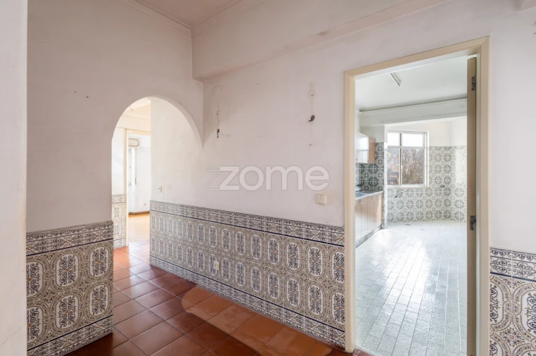 Apartamento T3 para Venda em Póvoa de Santo Adrião e Olival Basto Foto 9