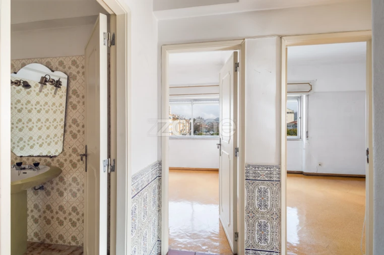 Apartamento T3 para Venda em Póvoa de Santo Adrião e Olival Basto Foto 19