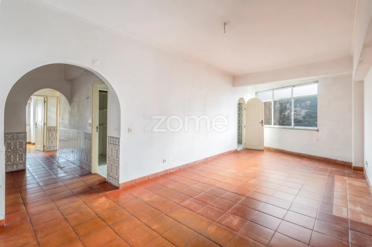 Apartamento T3 para Venda em Póvoa de Santo Adrião e Olival Basto Foto 5