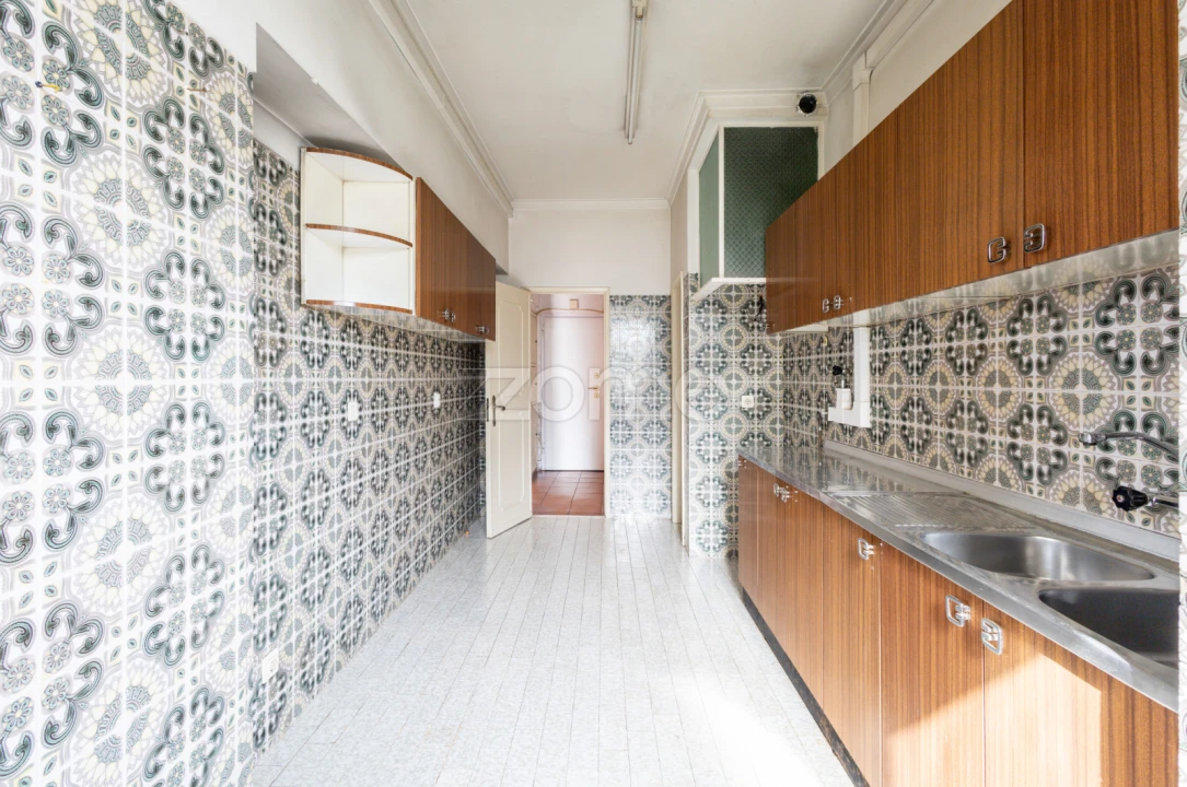 Apartamento T3 para Venda em Póvoa de Santo Adrião e Olival Basto Foto 12