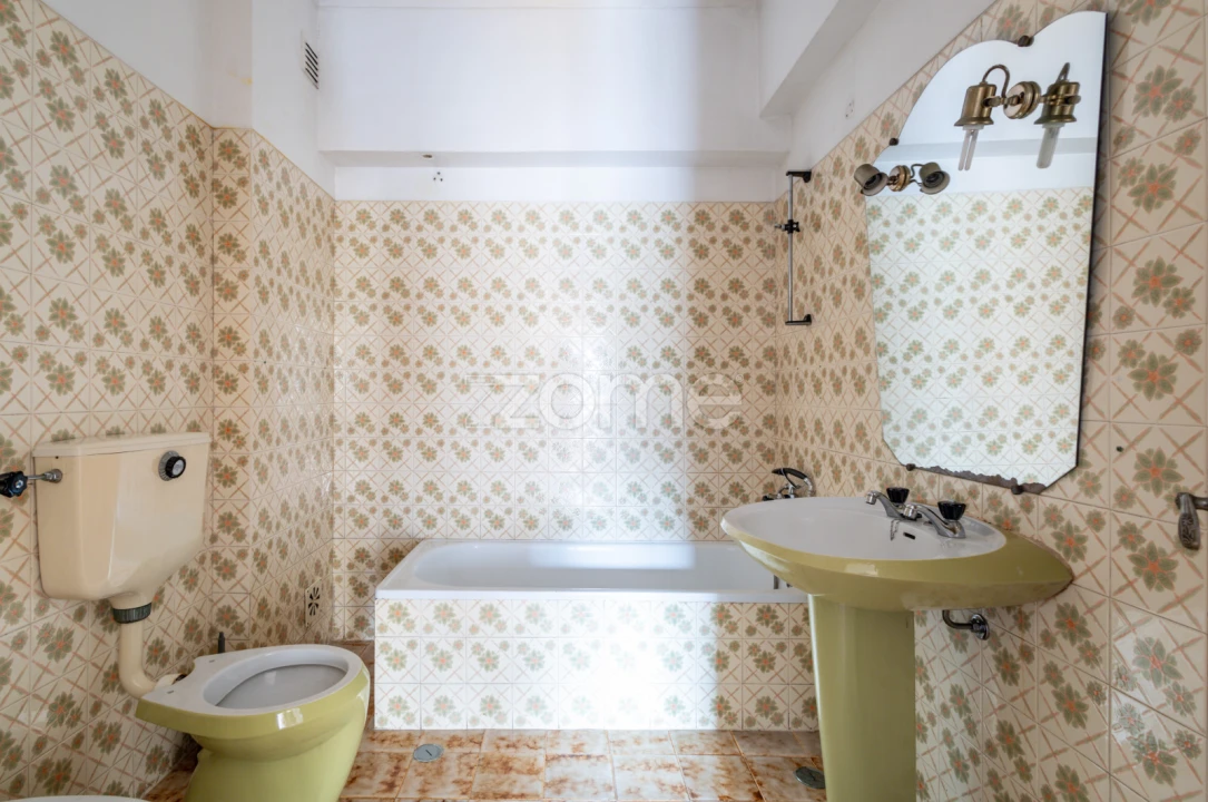 Apartamento T3 para Venda em Póvoa de Santo Adrião e Olival Basto Foto 16