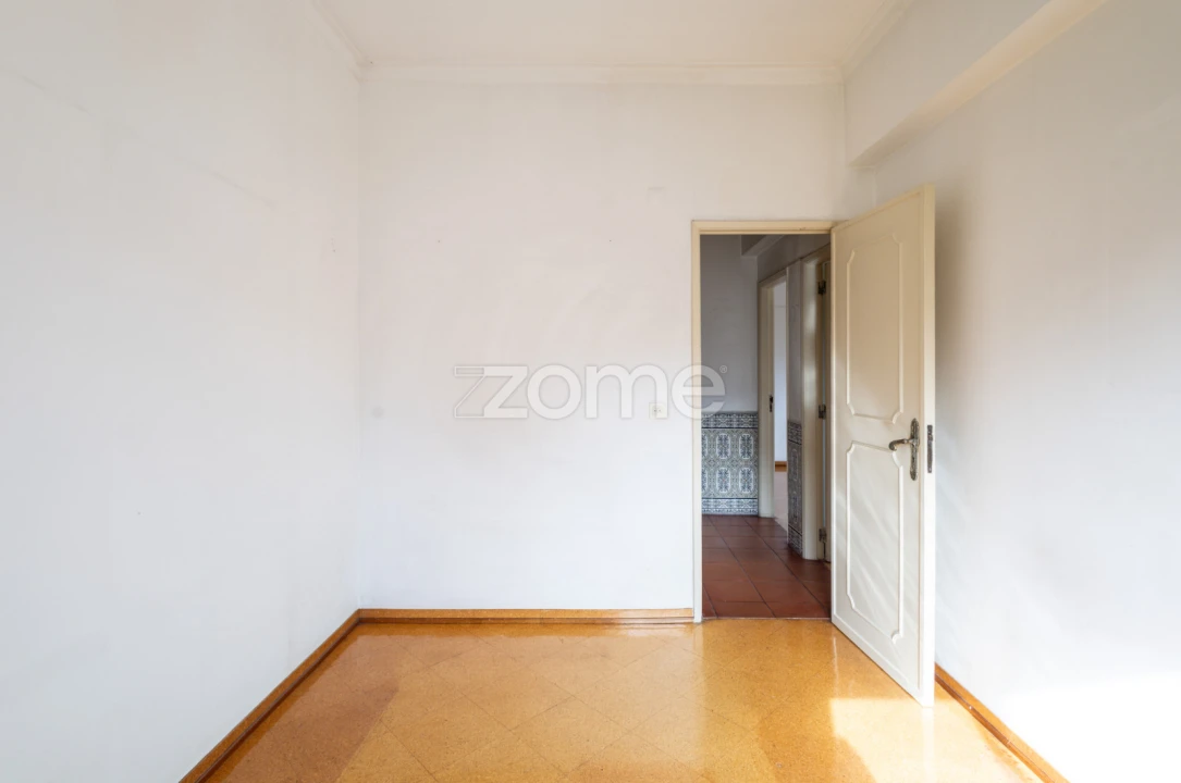 Apartamento T3 para Venda em Póvoa de Santo Adrião e Olival Basto Foto 29