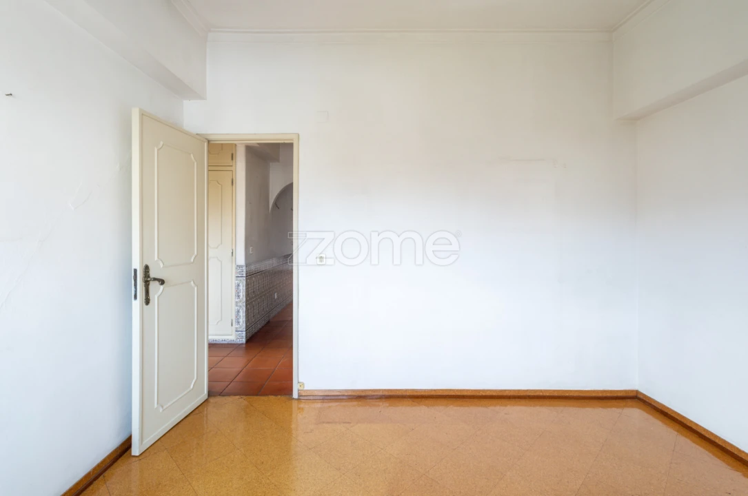 Apartamento T3 para Venda em Póvoa de Santo Adrião e Olival Basto Foto 26