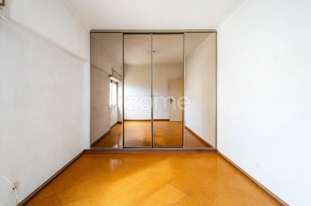 Apartamento T3 para Venda em Póvoa de Santo Adrião e Olival Basto Foto 25