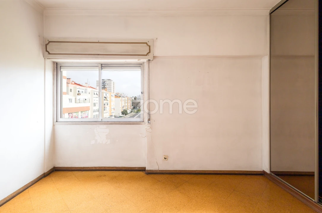 Apartamento T3 para Venda em Póvoa de Santo Adrião e Olival Basto Foto 22