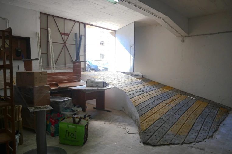 Terreno Comércio / Armazém para Venda em Santa Maria, São Pedro e Matacães Foto 4