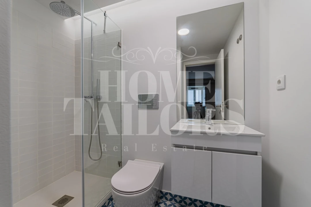 Apartamento T1 para Venda em Santo António Foto 14