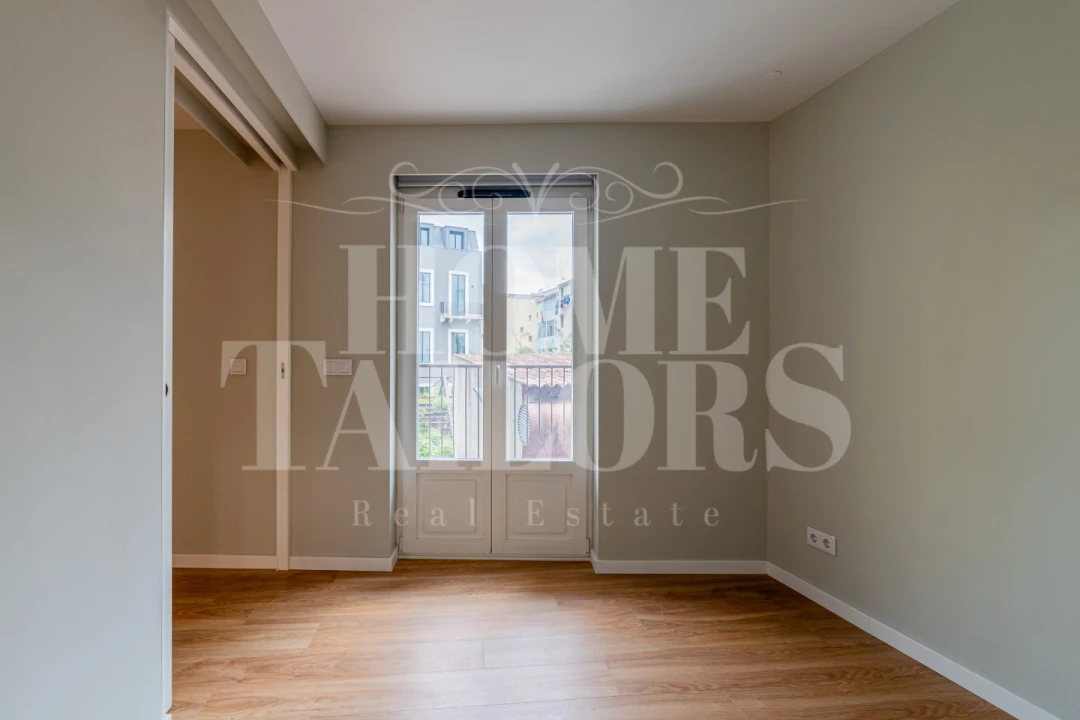 Apartamento T1 para Venda em Santo António Foto 10