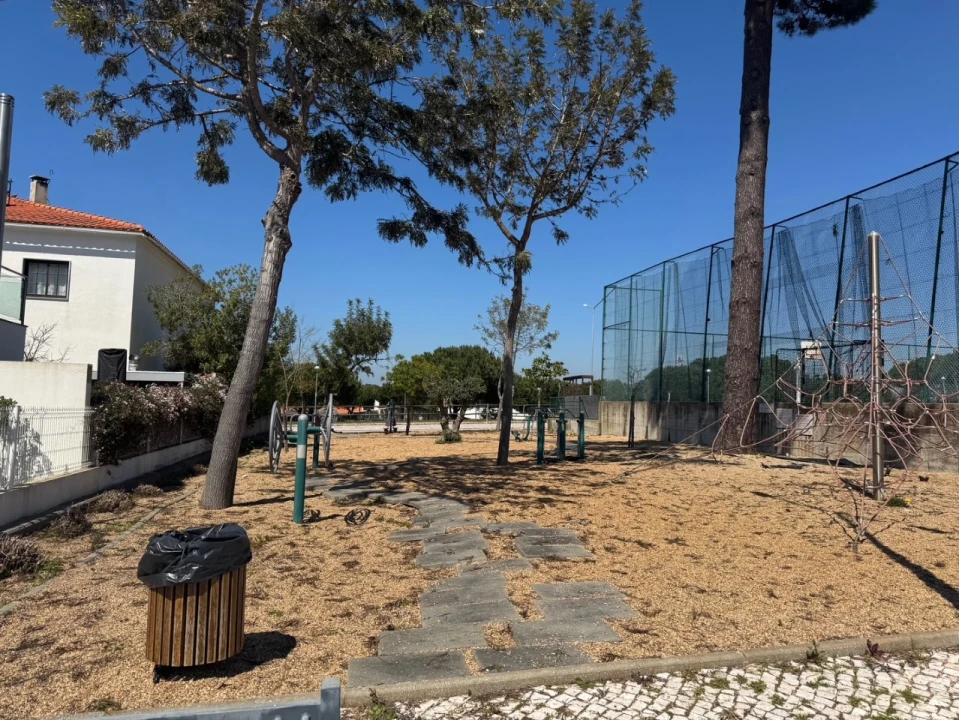 Terreno para Venda em Sesimbra (Castelo) Foto 9